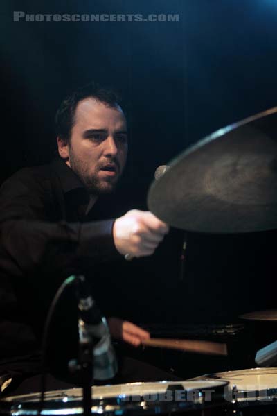 LISA PAPINEAU - 2011-01-15 - PARIS - La Fleche d'Or - 